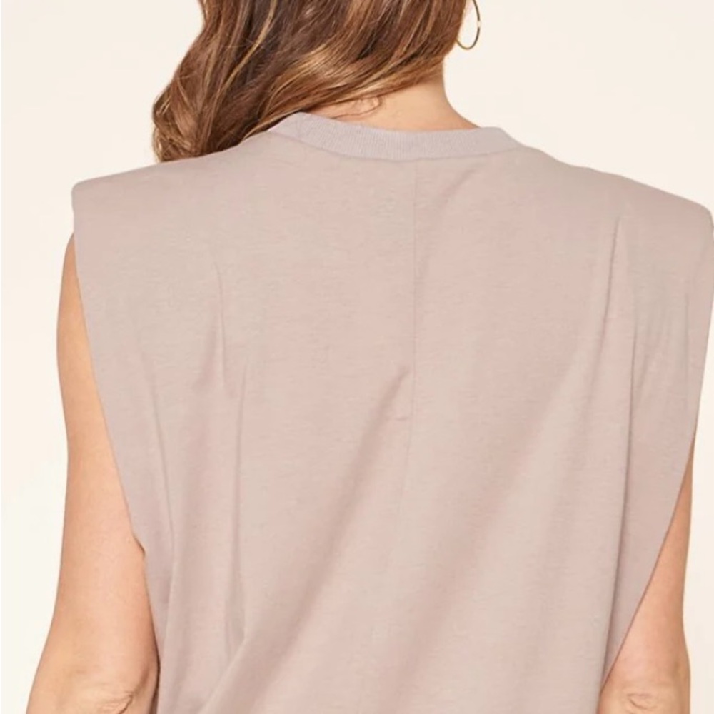 Dressed In LALA Muscle Tee Tan Shoulder Pads Boxy Fit S - Picture 4 of 14